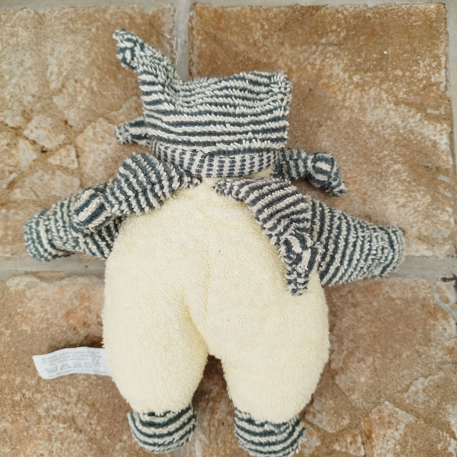 Peluche duende gorro de rayas con cascabel – photo 4